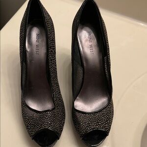 Nine West Glittering Black Peep Toe Heels